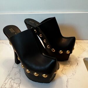 ETRO Leather Elegant Black Platform Mules with Gold Accents